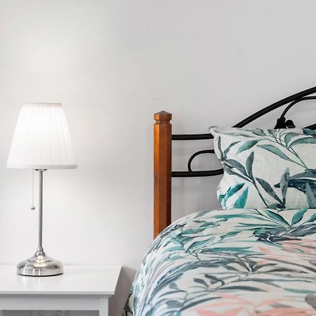 Spacious 1 Bedroom Guest House With Free Parking Sydney Exterior foto